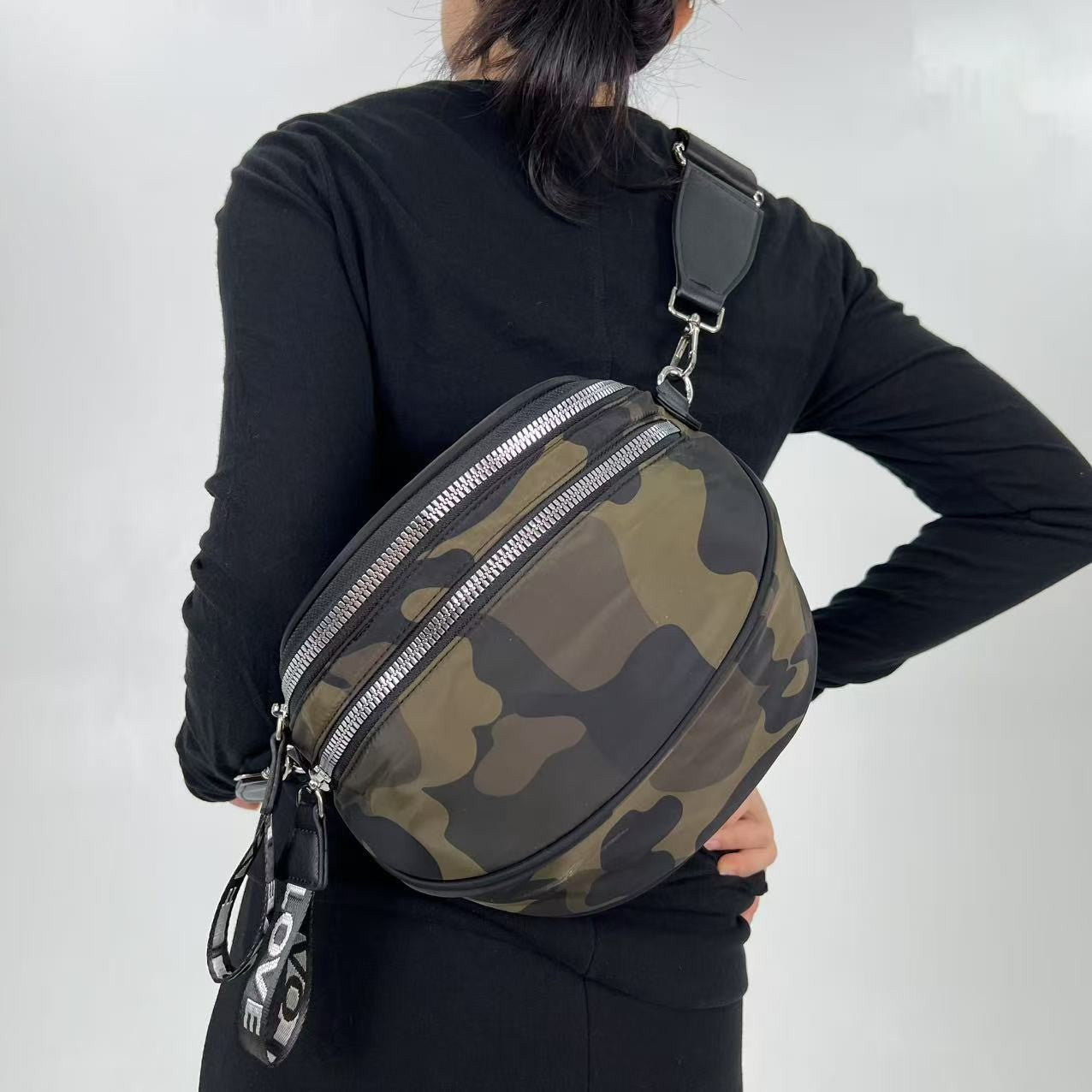 Sac bandoulière pour femme, sac à bandoulière léger en tissu Oxford
