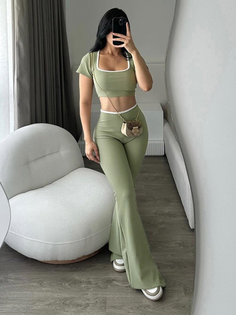 Ensemble deux pièces style sport décontracté