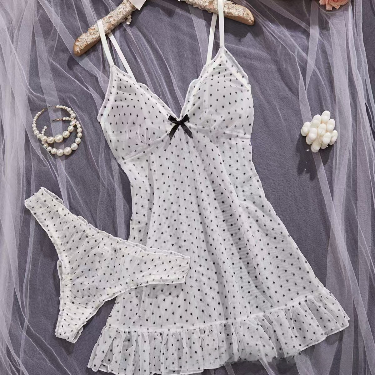 Habit :Lingerie avec jarretelles
