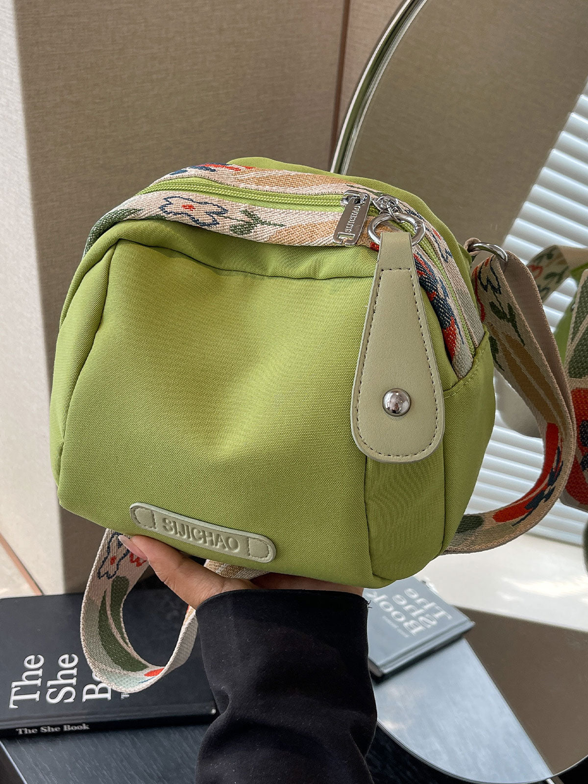 Sac bandoulière en nylon imperméable
