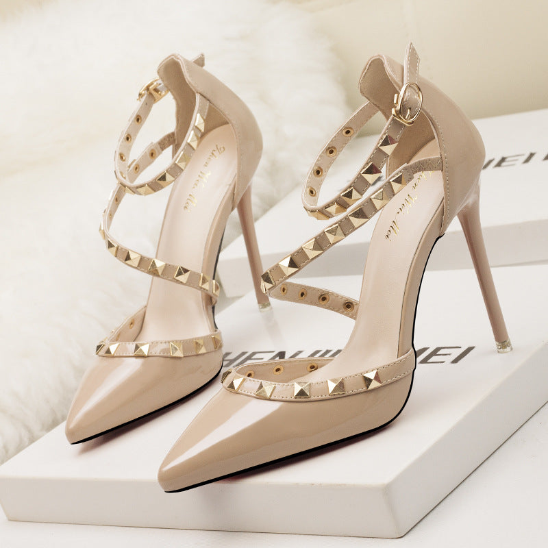 Chaussures :Sandales à talon fin pour femmes