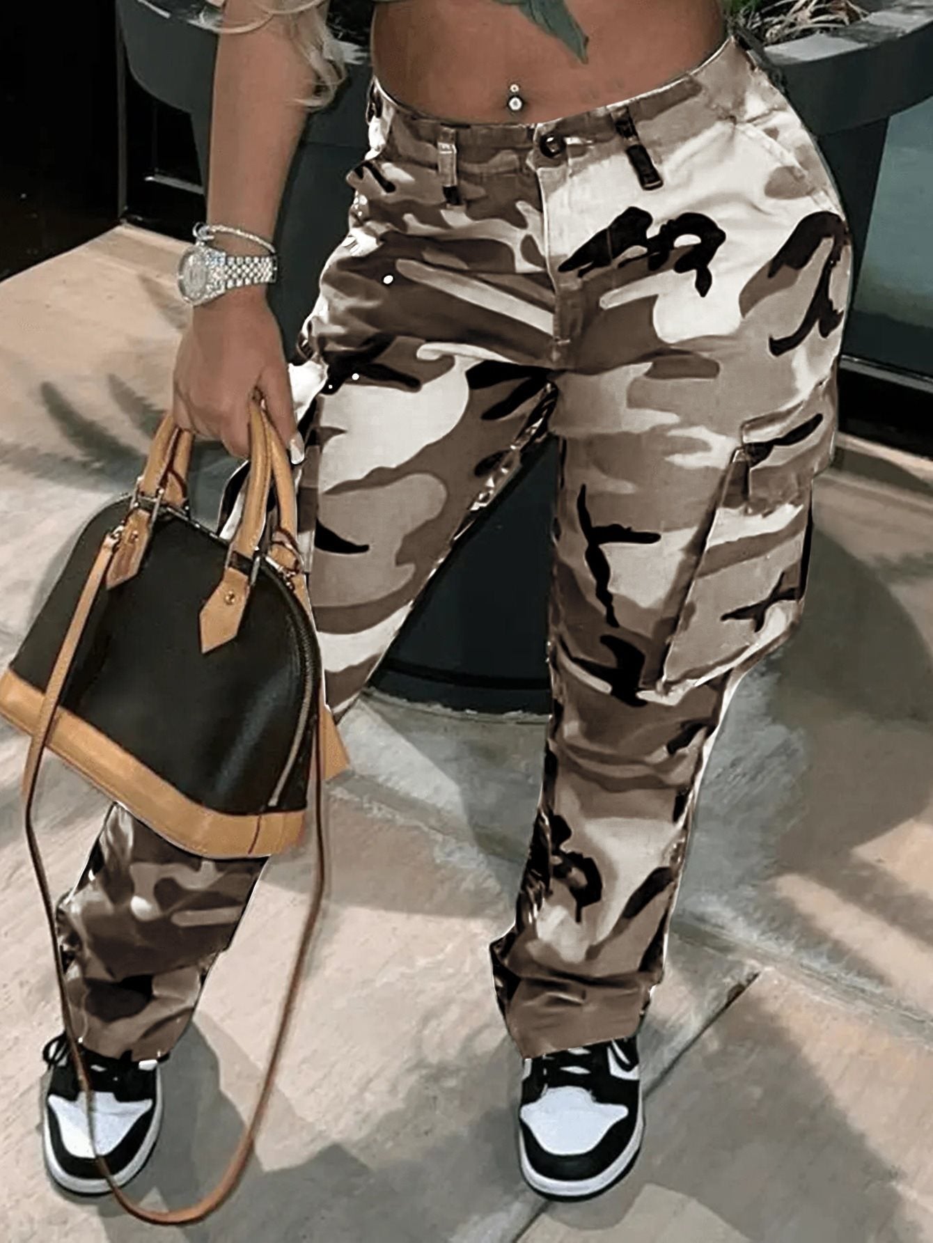 Pantalon cargo camouflage pour femmes