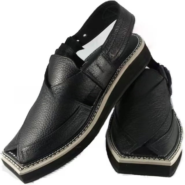 Sandales plates en cuir tressé