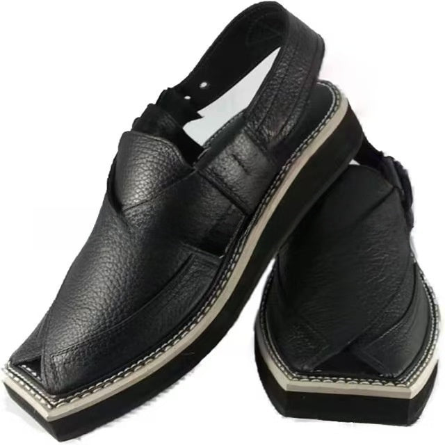 Sandales plates en cuir tressé