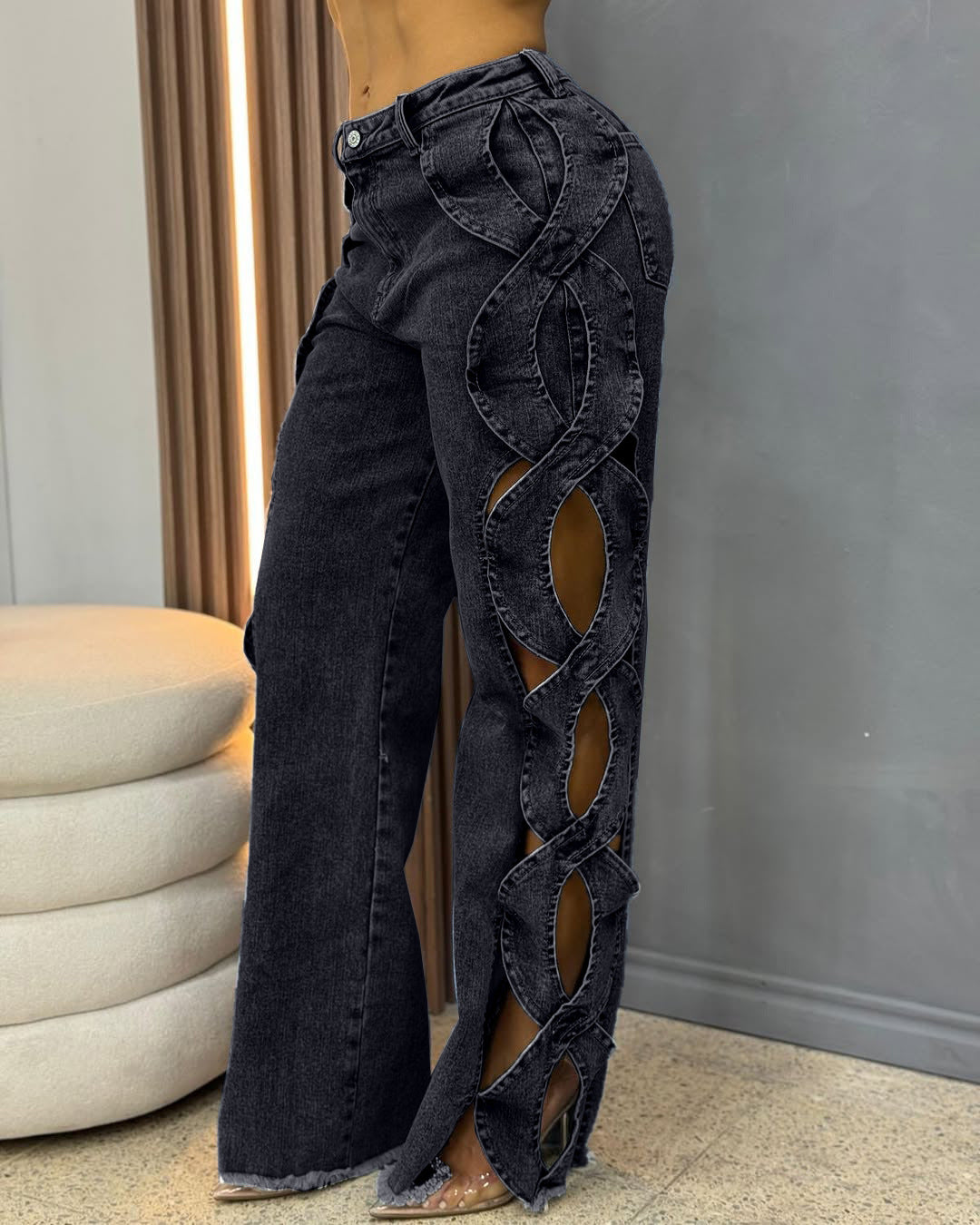 Pantalon en jean à patchwork pour femmes avec découpes