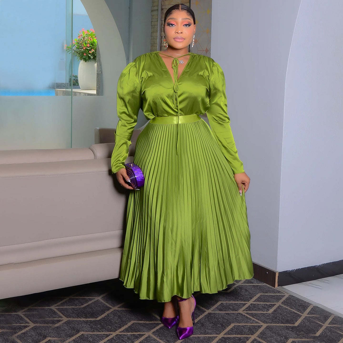 Habit :Ensemble jupe plissée à manches longues pour femme grande taille avec détails lacés