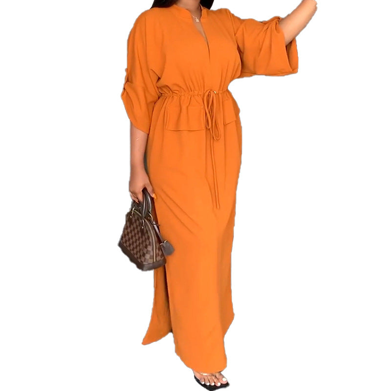 Robe longue élégante avec liens et manches chauve-souris