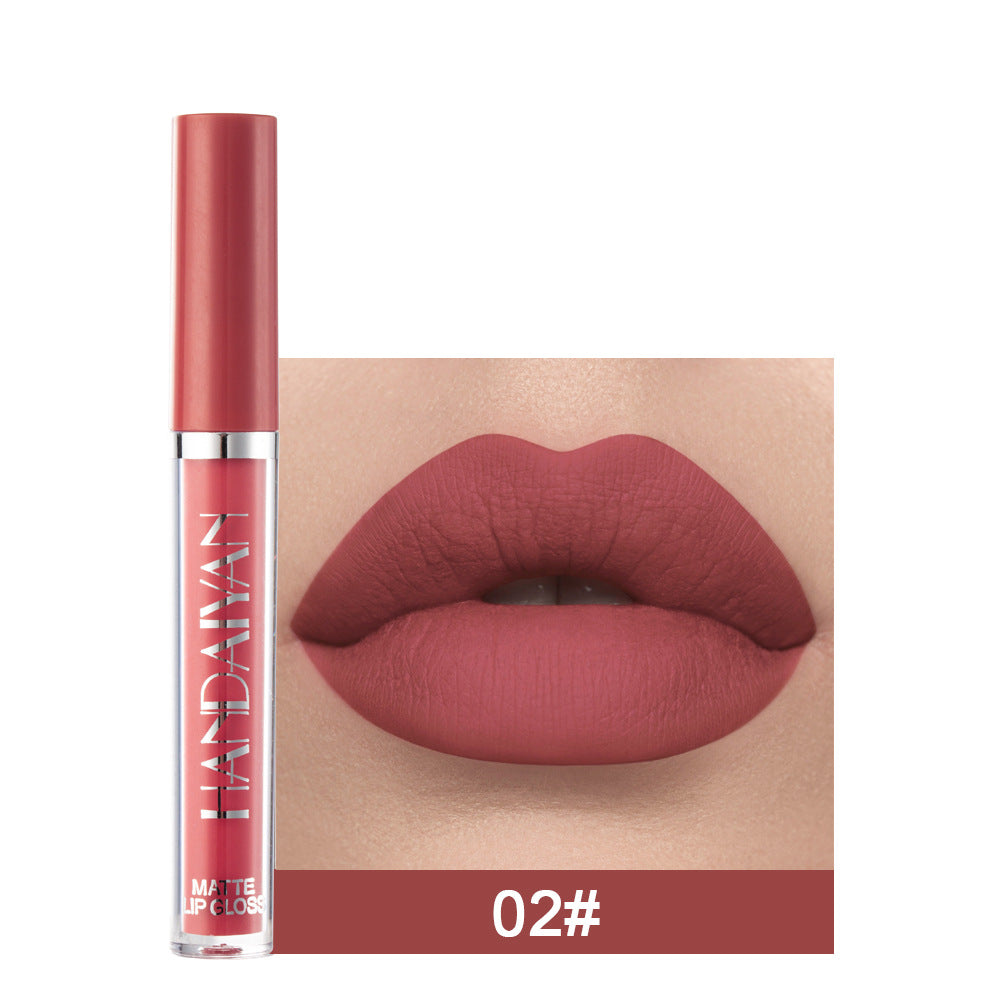 Rouge à lèvres liquide mat en 12 couleurs