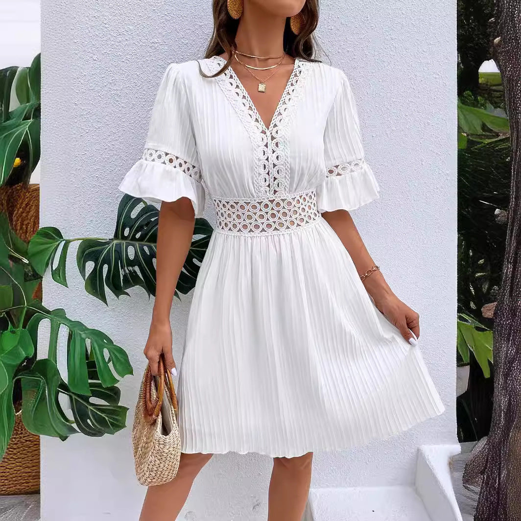 Robe à taille cintrée