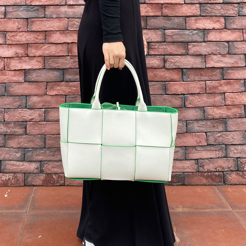 Sac fourre-tout tissé en cuir véritable