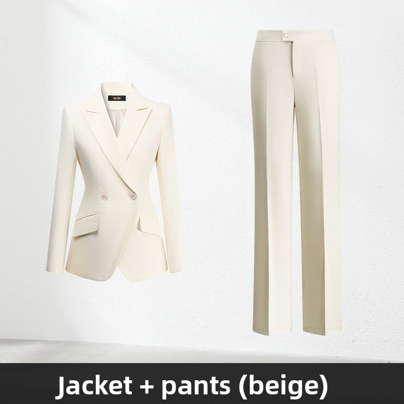 Costume professionnel pour femmes