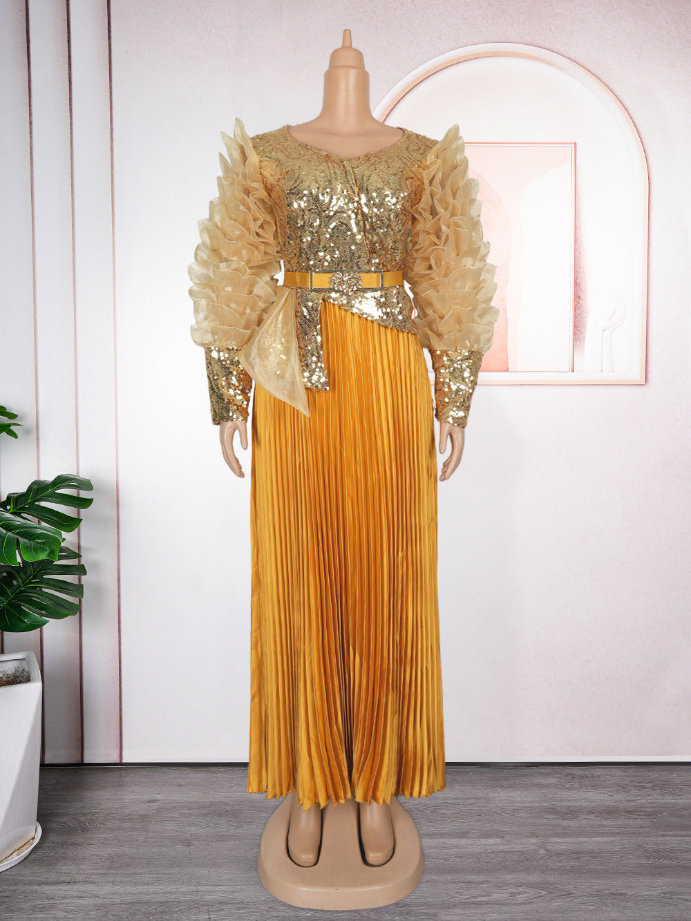 Habit :Robe de soirée taille haute à strass et paillettes