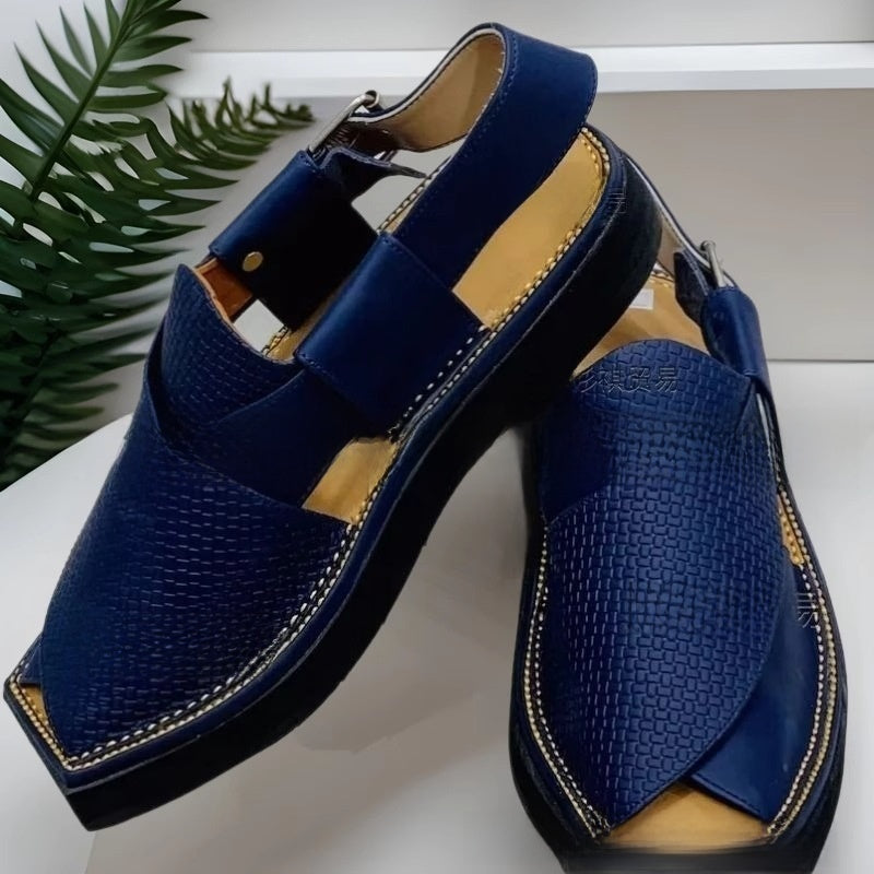 Sandales plates en cuir tressé