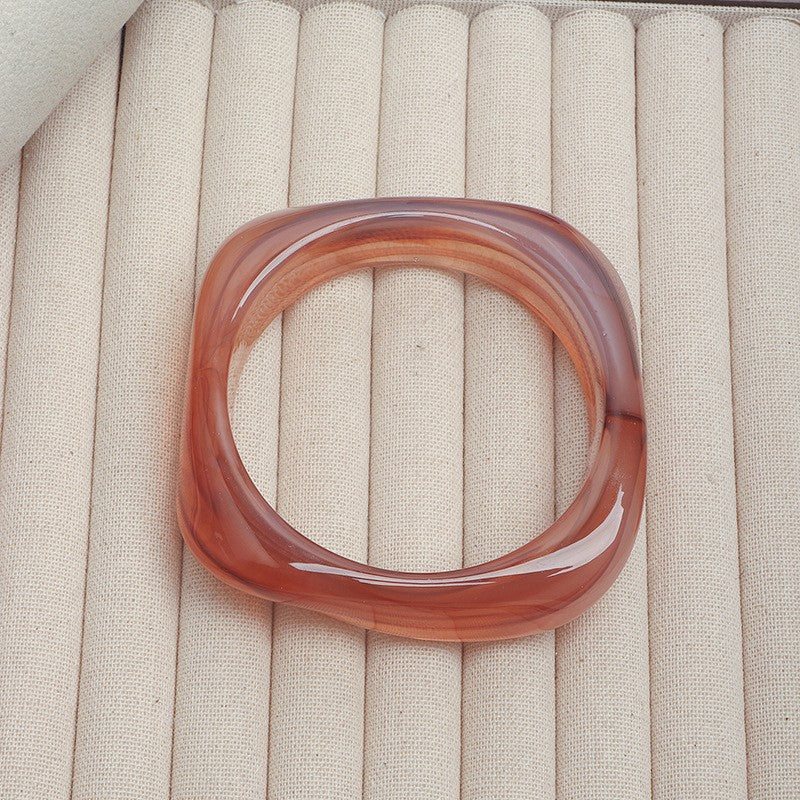 Bracelets en acrylique courbés pour femmes