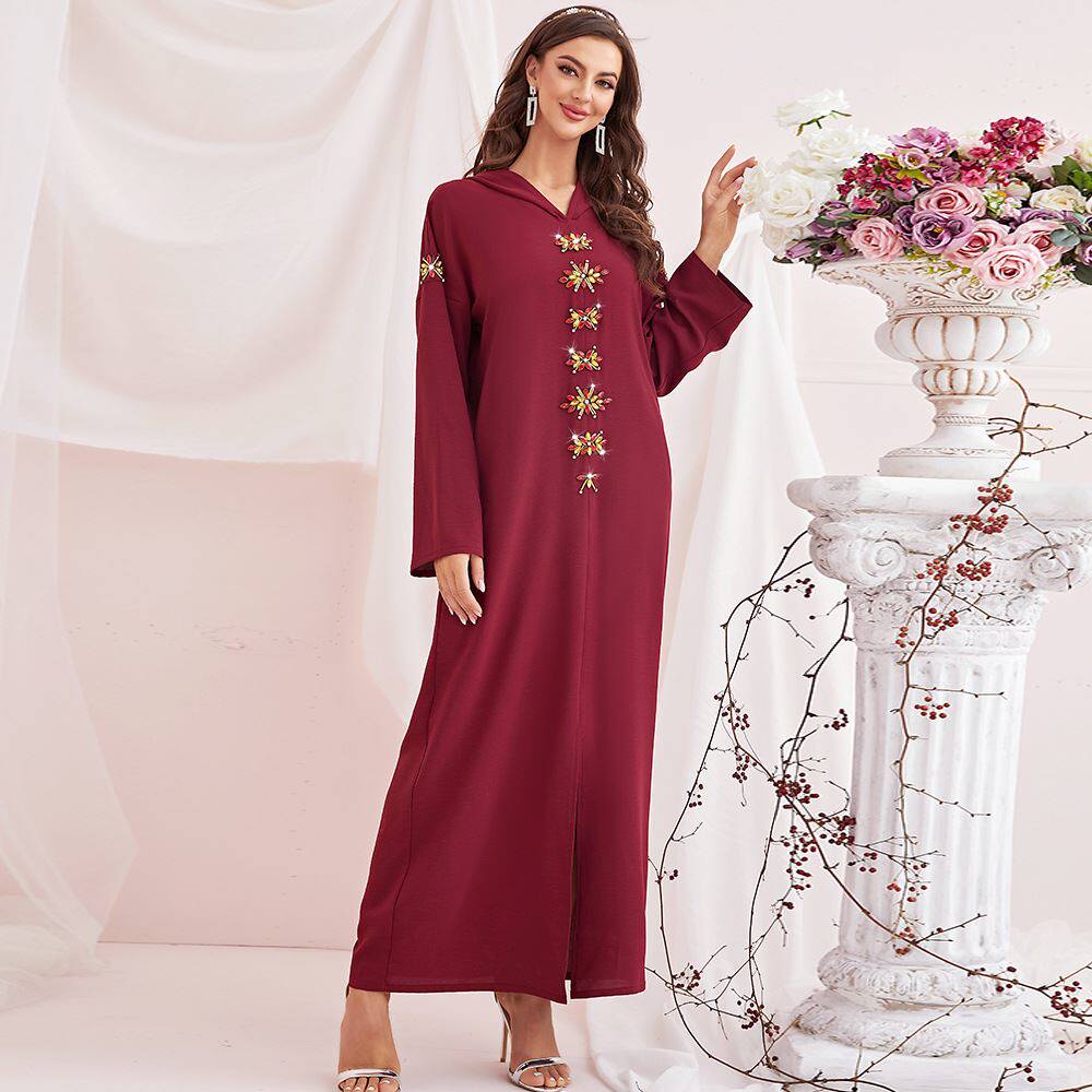 Robe longue à capuche bordeaux