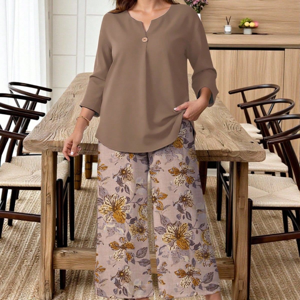 Ensemble chemise et pantalon à imprimé floral