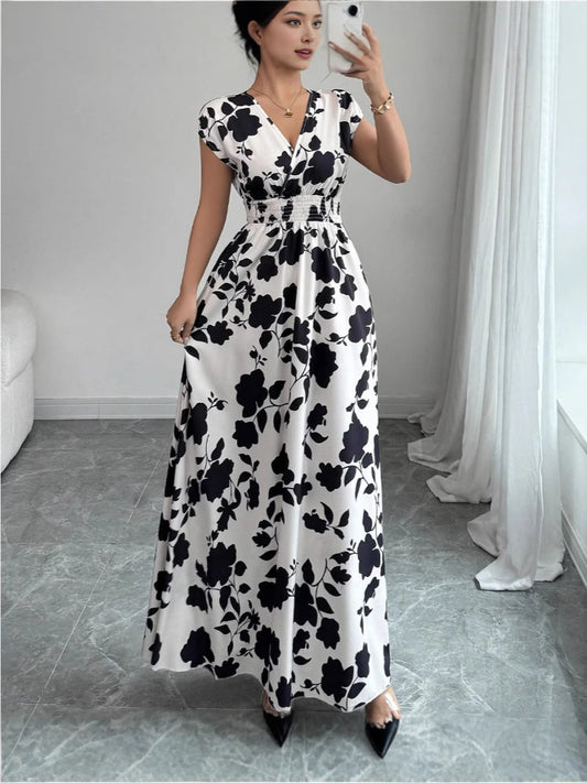 Robe trapèze à imprimé floral et col en V lacé