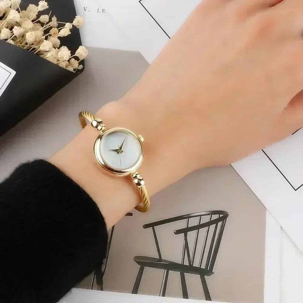Montre-bracelet quartz pour femmes