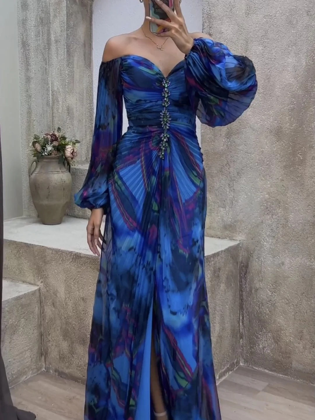Habit :Robe plissée à manches longues et col en V pour femme