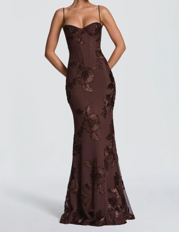 Robe de soirée élégante dos nu en jacquard