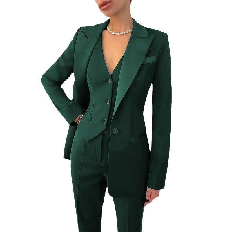 Costume trois pièces pour femmes