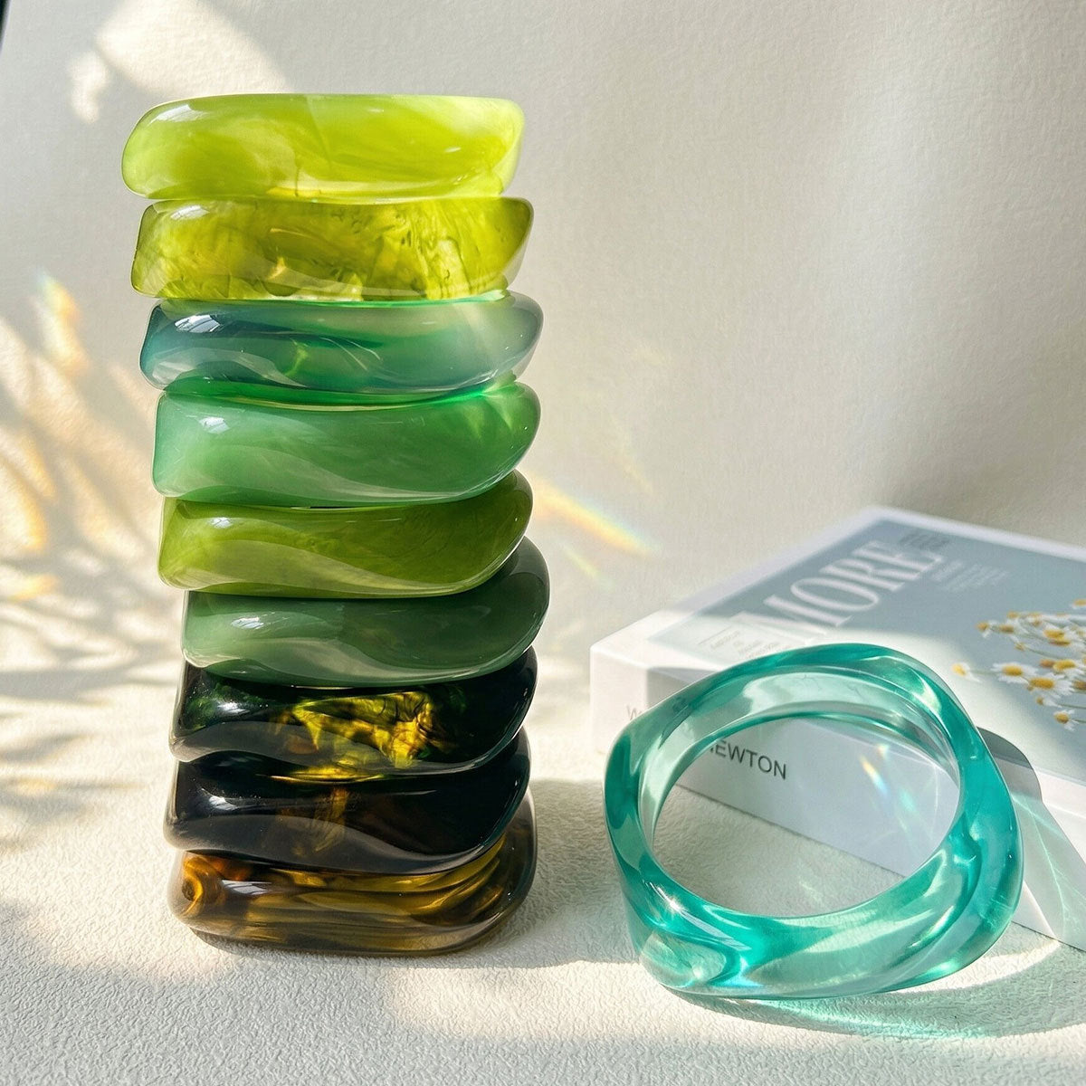 Bracelets en résine à motifs géométriques irréguliers et dégradés