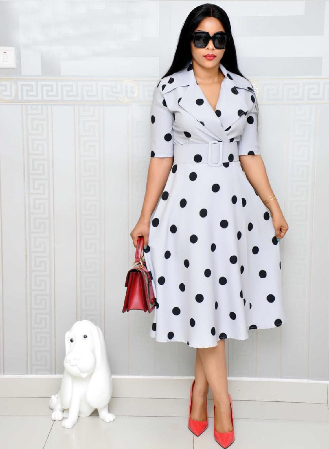 Robe à col de costume