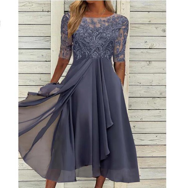 Robe élégante en dentelle en chiffon ajourée cousue