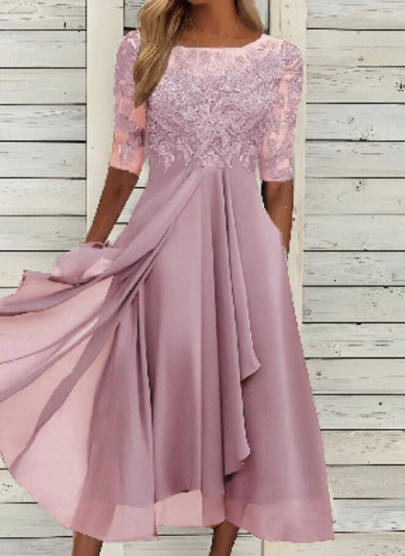 Robe élégante en dentelle en chiffon ajourée cousue