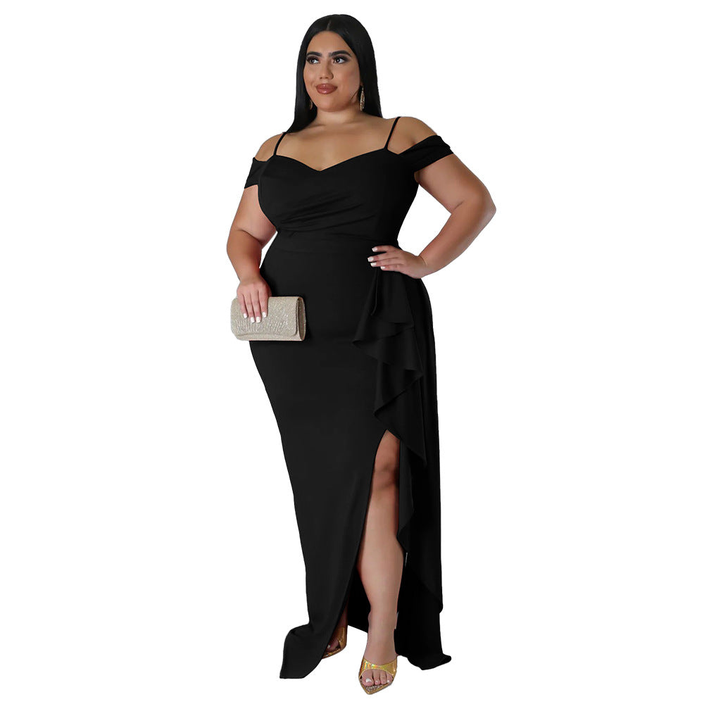 Habit :Robe bustier à volants et fente haute