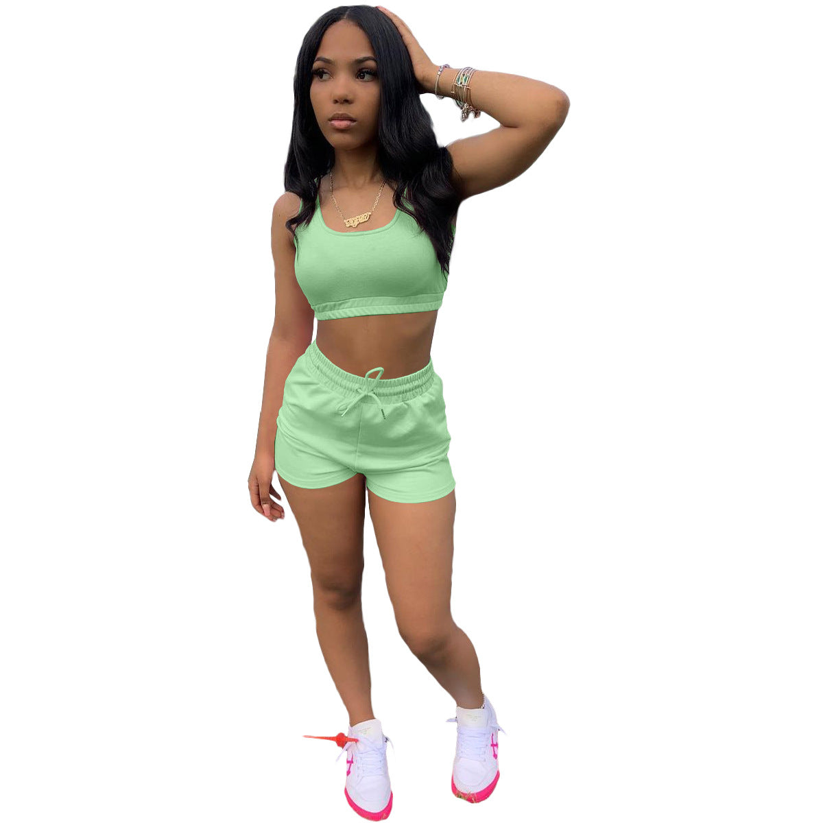Veste et short pour femmes