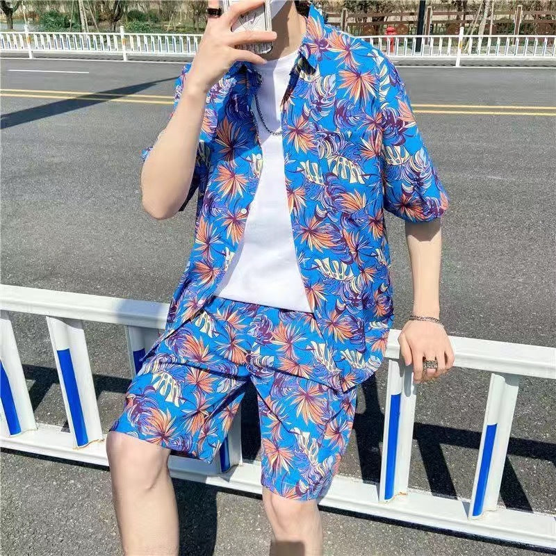 Habit :Ensemble chemise et short à fleurs hawaïennes