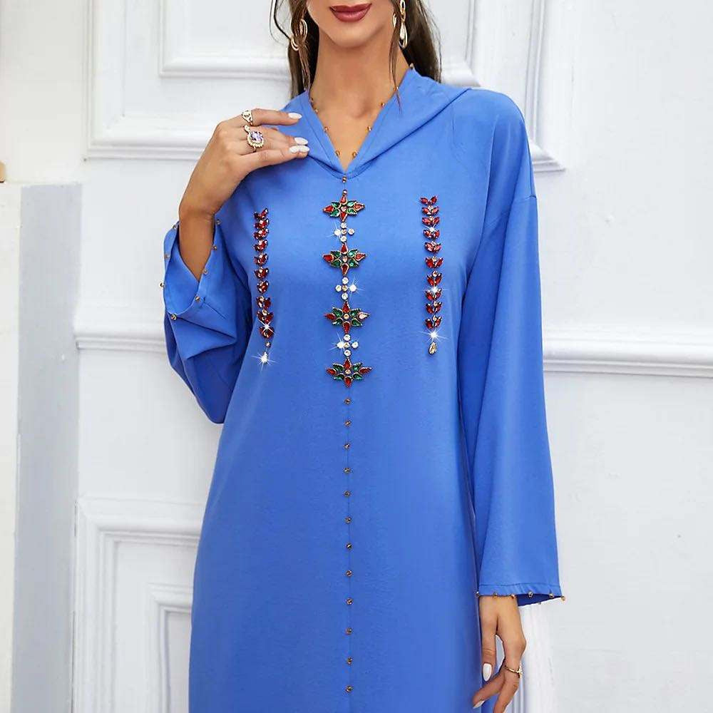 Robe lilas A-line brodée à la main avec strass