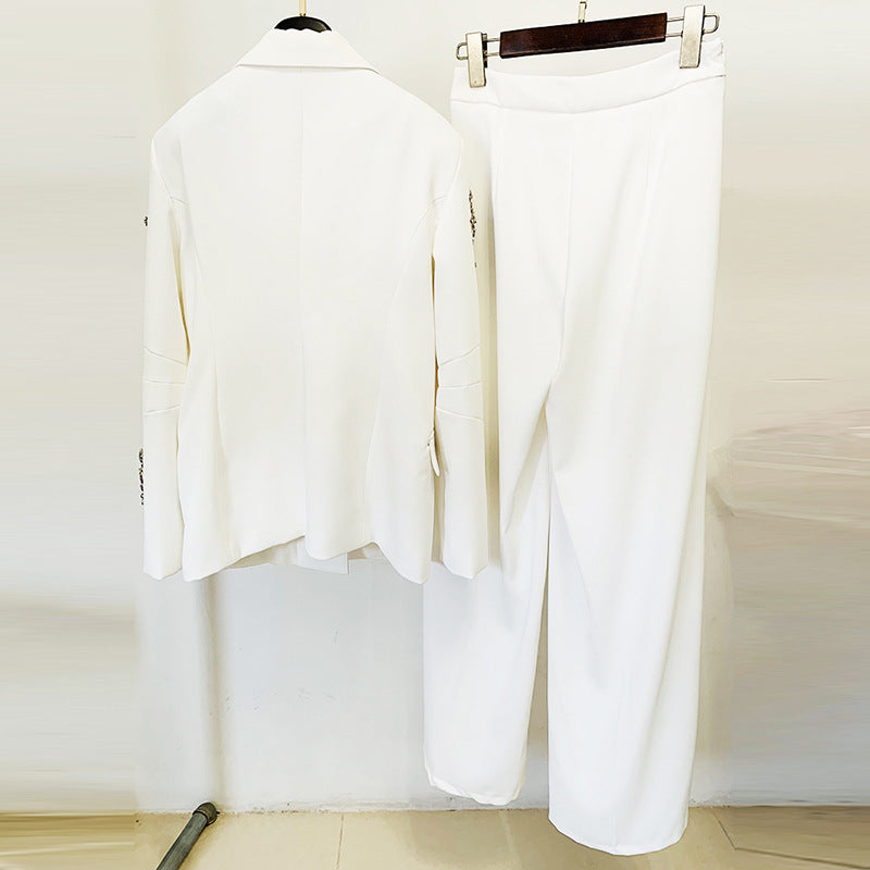 Ensemble blazer à strass perlés et pantalon à jambes larges