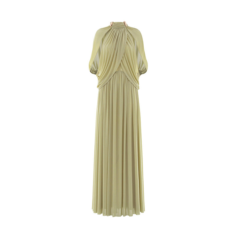 Robe longue en chiffon plissée élégante