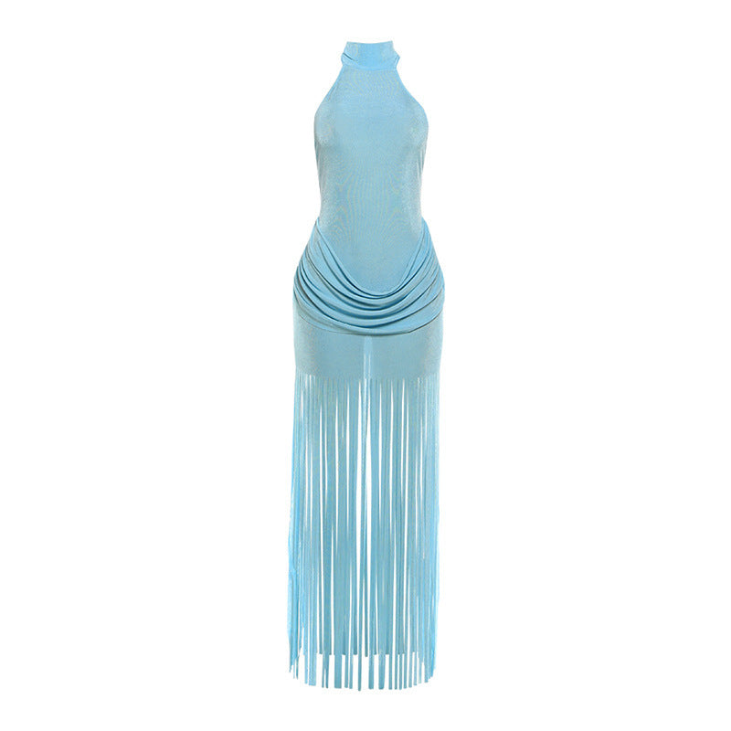 Robe élégante dos nu à col halter