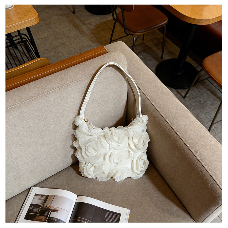 Sac bandoulière de soirée en dentelle rose