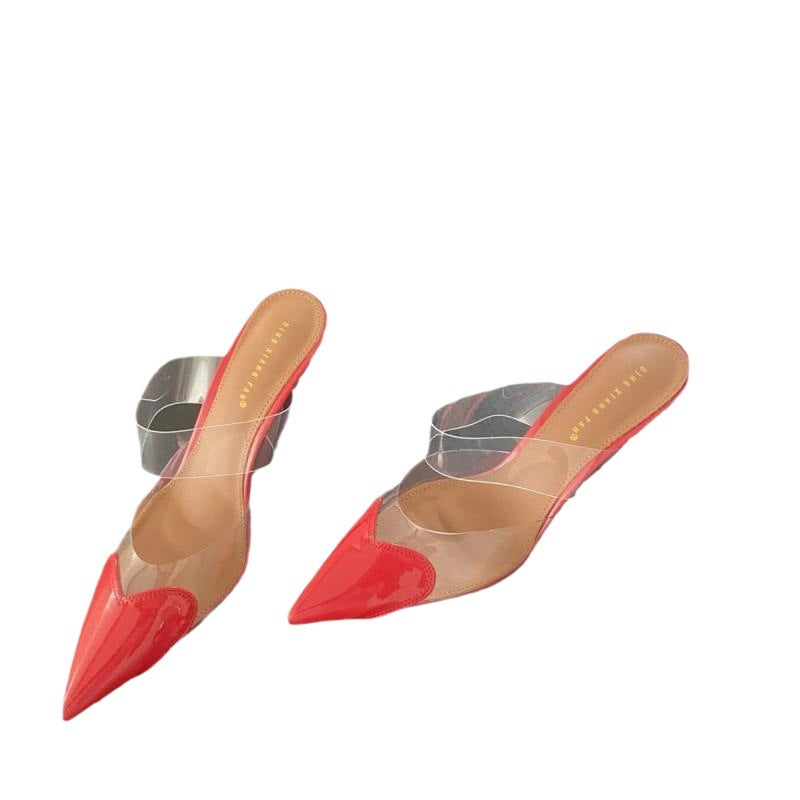 Chaussures à talons hauts transparentes en forme de cœur