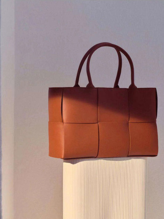Sac fourre-tout tissé en cuir véritable