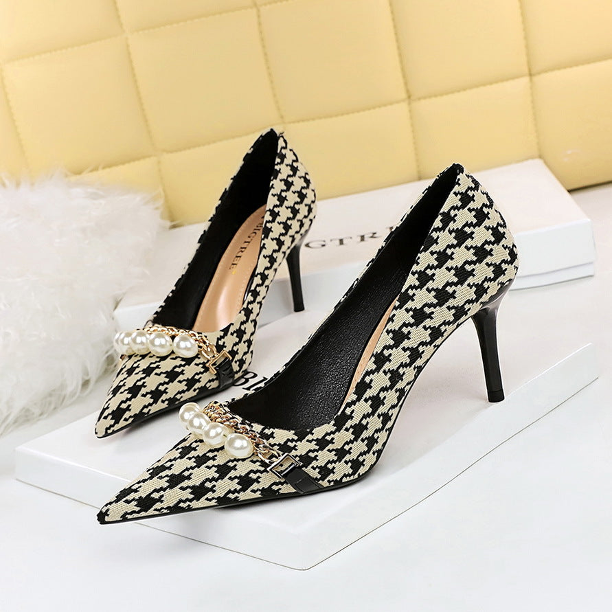chaussures à talons bas et hauts à motif paon