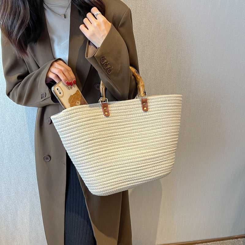 Sac cabas en paille tressée