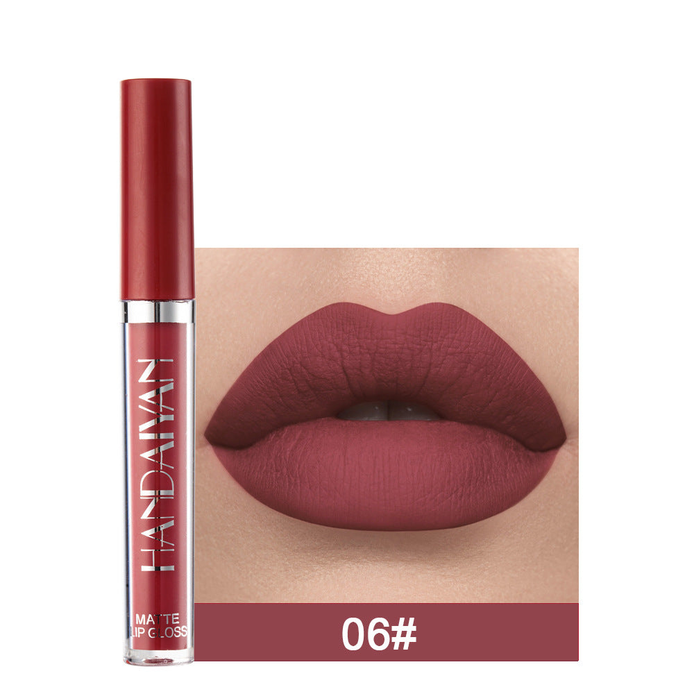 Rouge à lèvres liquide mat en 12 couleurs