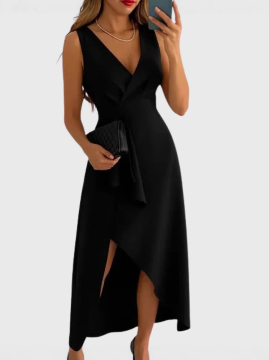 Robe sans manches élégante à plis