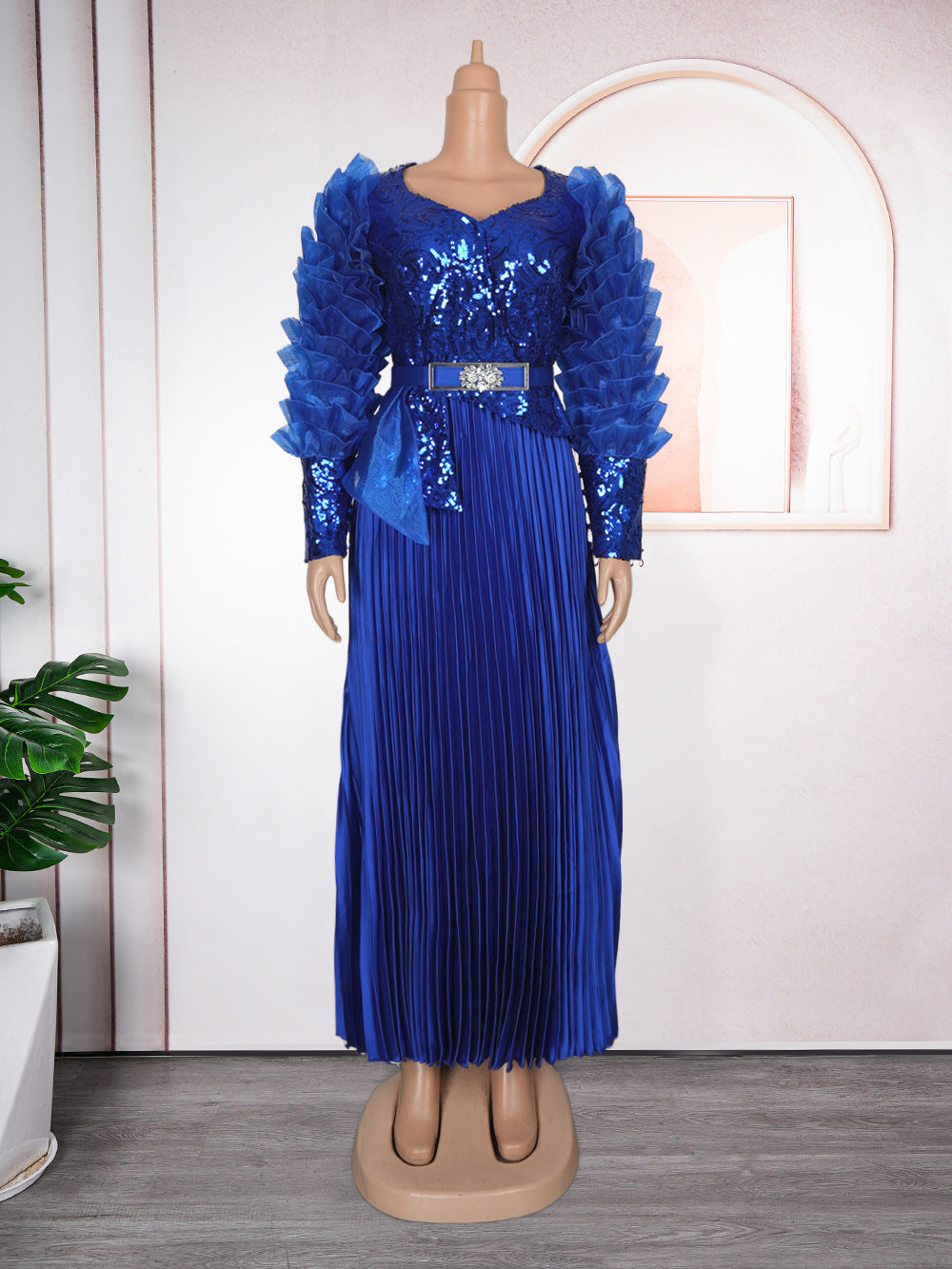 Habit :Robe de soirée taille haute à strass et paillettes