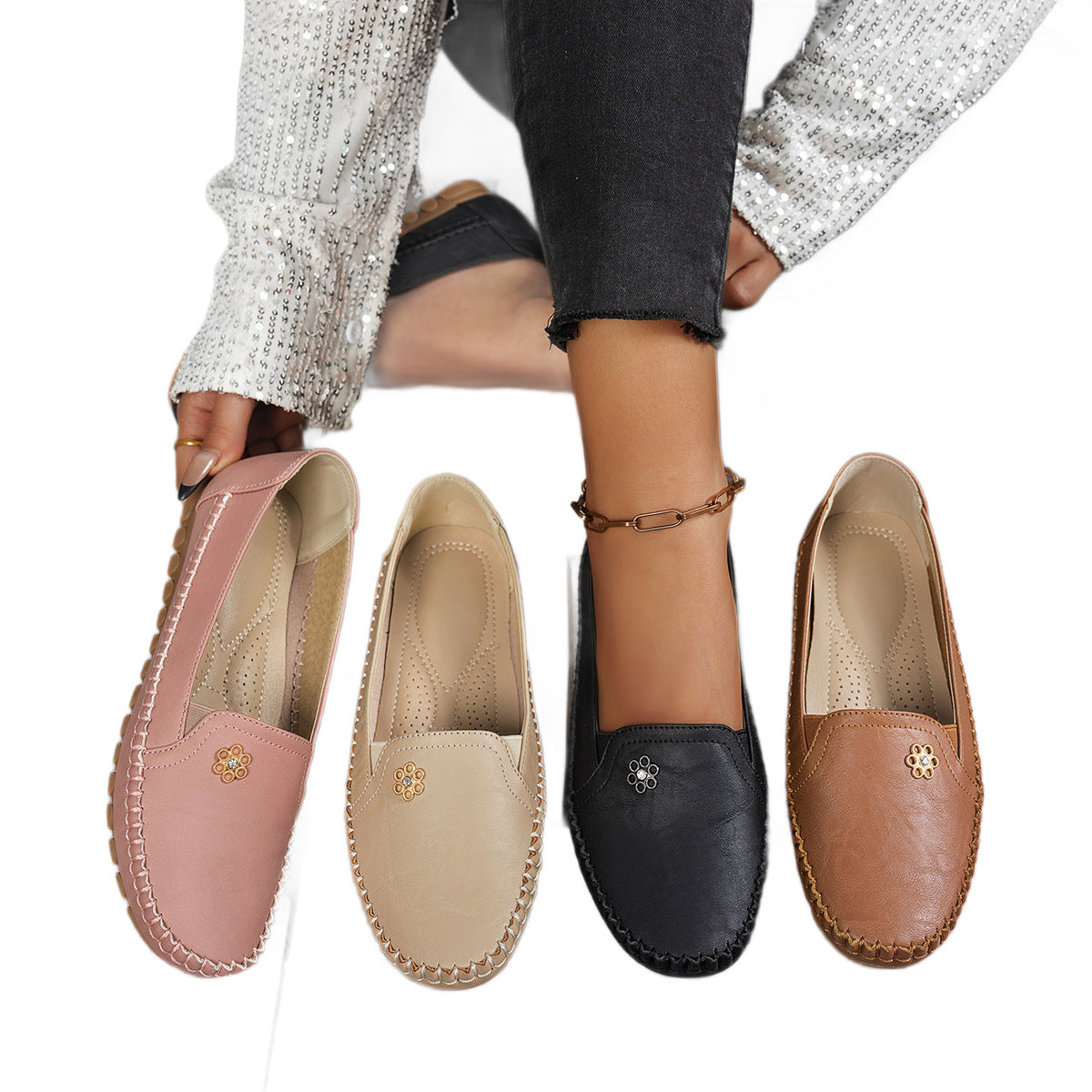 chaussures : Mocassins plats rétro pour femmes de couleur unie