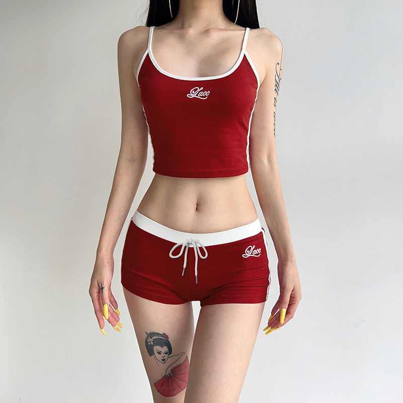 Ensemble short à cordon et haut U-neck brodé pour femmes
