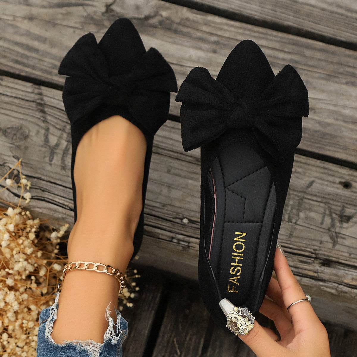 Chaussures plates à bout pointu avec nœud pour femmes