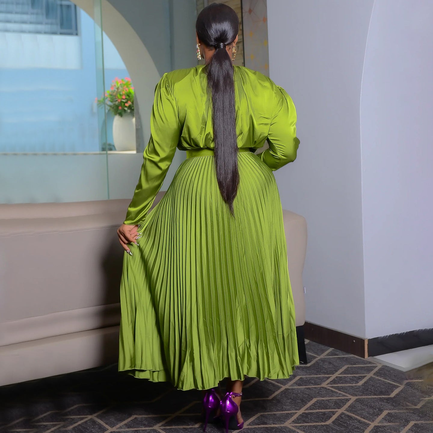 Habit :Ensemble jupe plissée à manches longues pour femme grande taille avec détails lacés
