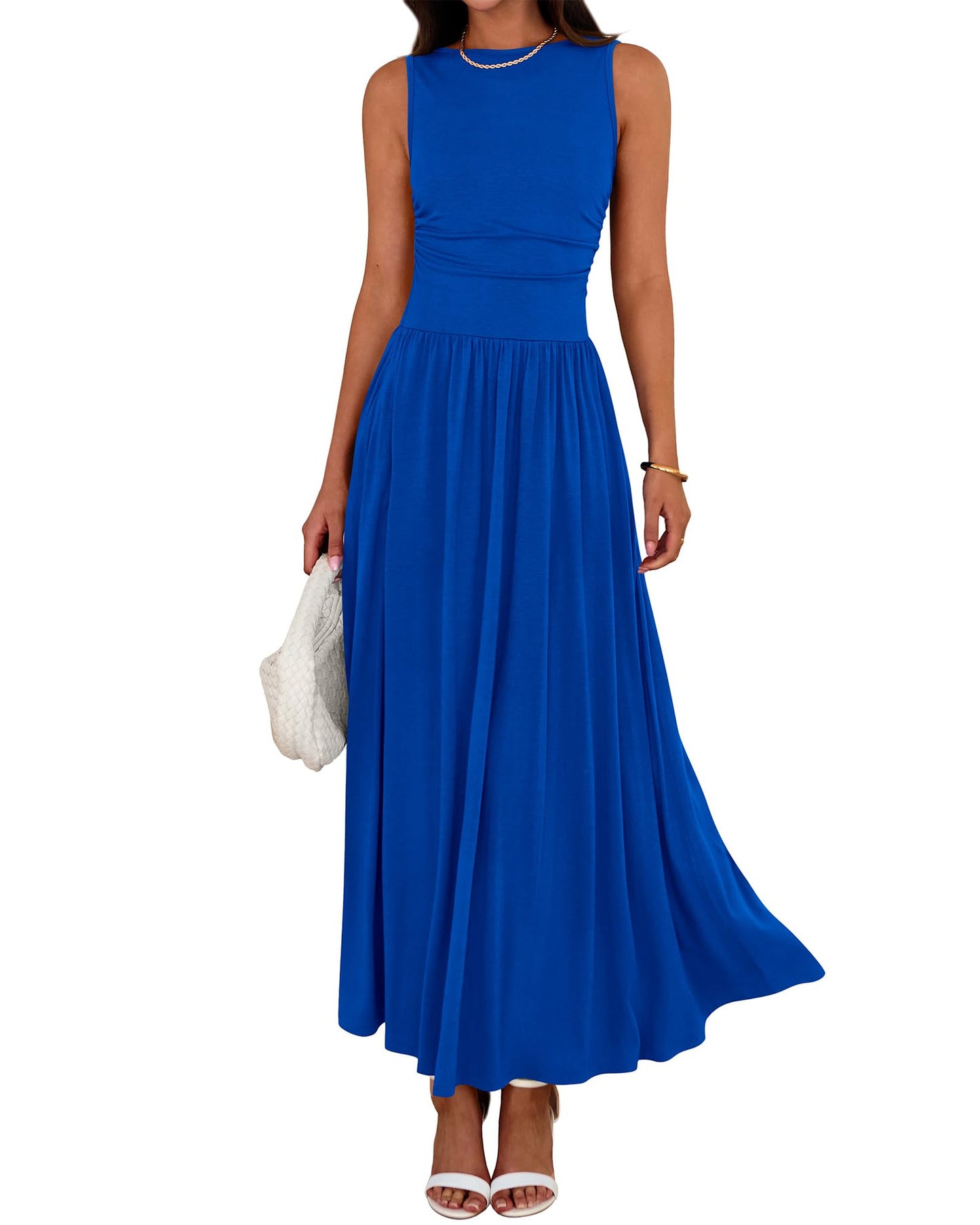 Robe longue à poches plissées