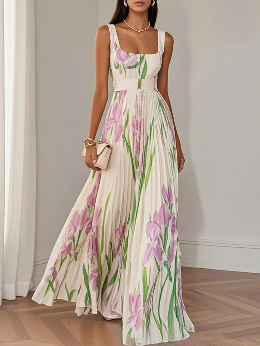 Robe à bretelles florale avec jupe longue plissée
